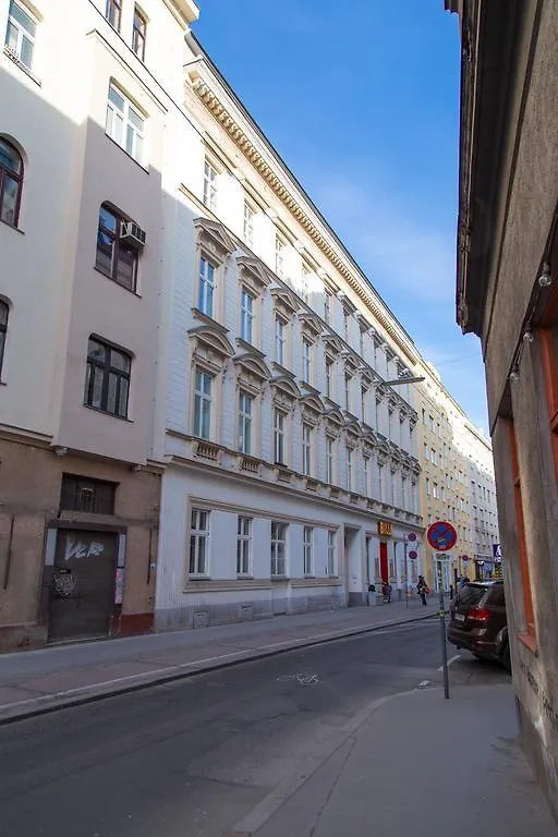 Vienna Stay Apartments Redstar 1020 0*,